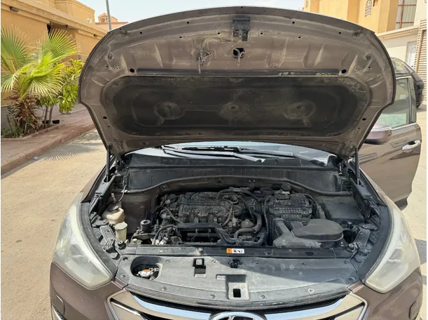 Car image 25