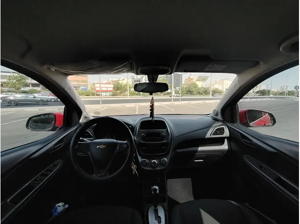 Car image 17