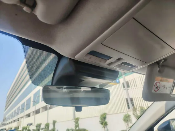 Car image 28