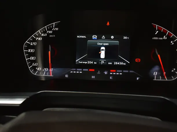 Car image 6