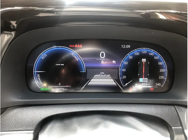 Car image 18