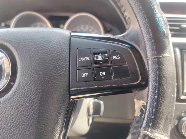 Car image 27