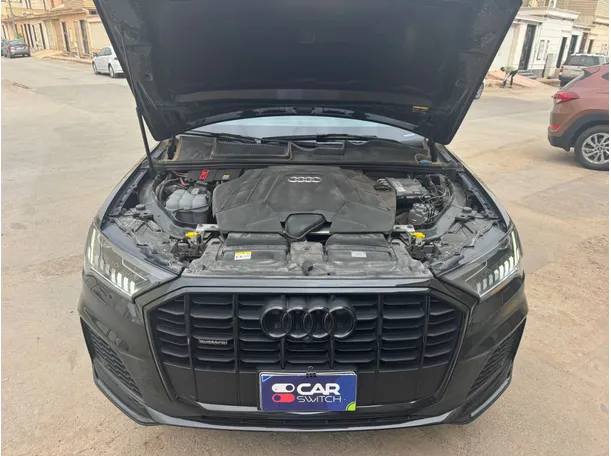 Car image 21