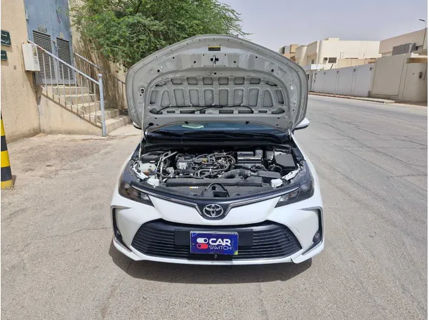 Car image 21