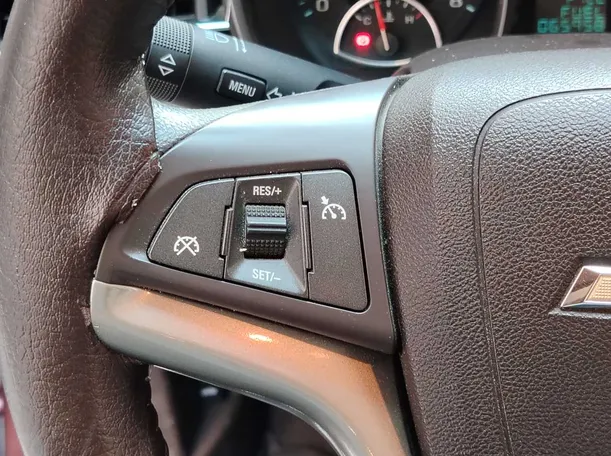 Car image 25