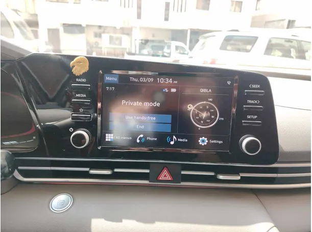 Car image 24