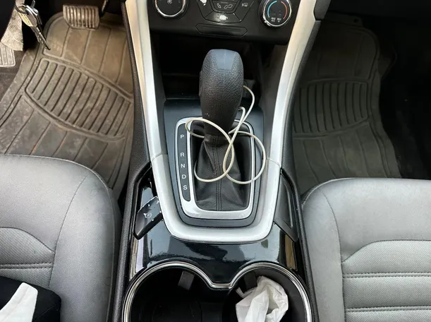 Car image 17