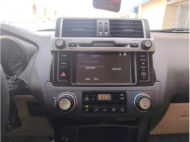 Car image 22