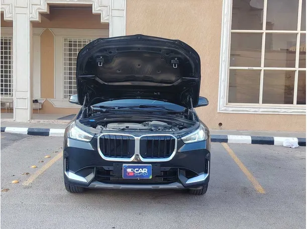 Car image 32