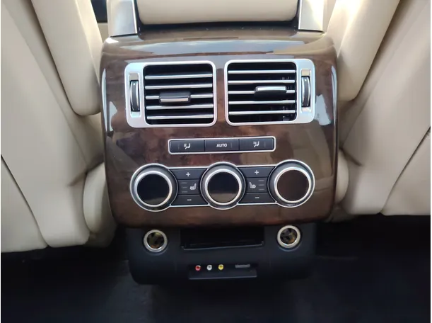 Car image 34