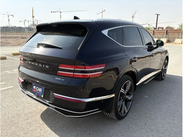 Car image 5