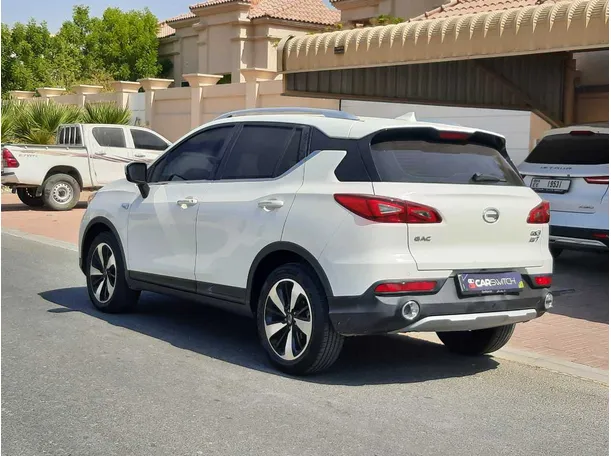Car image 7