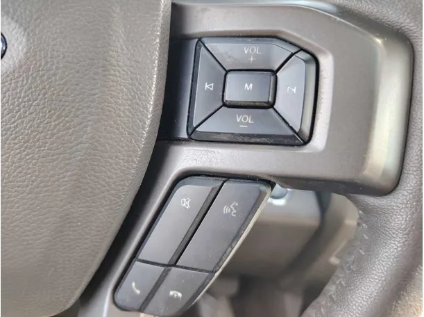 Car image 39