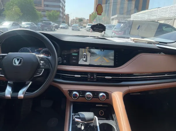 Car image 20