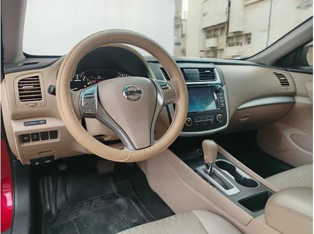 Car image 23