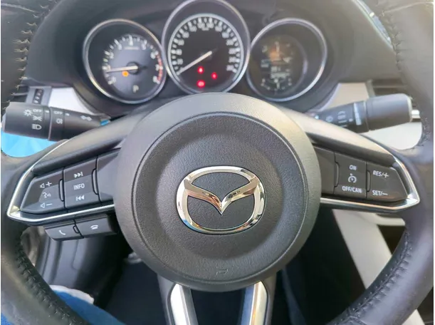 Car image 28