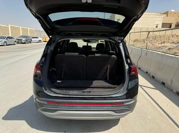 Car image 22