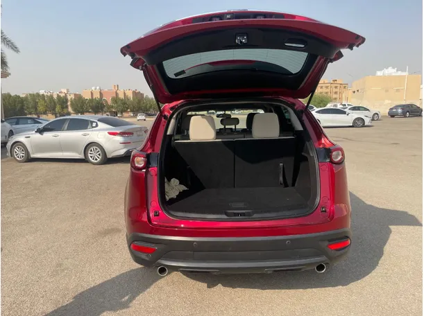 Car image 22