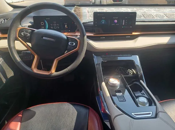 Car image 15