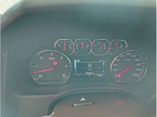 Car image 27