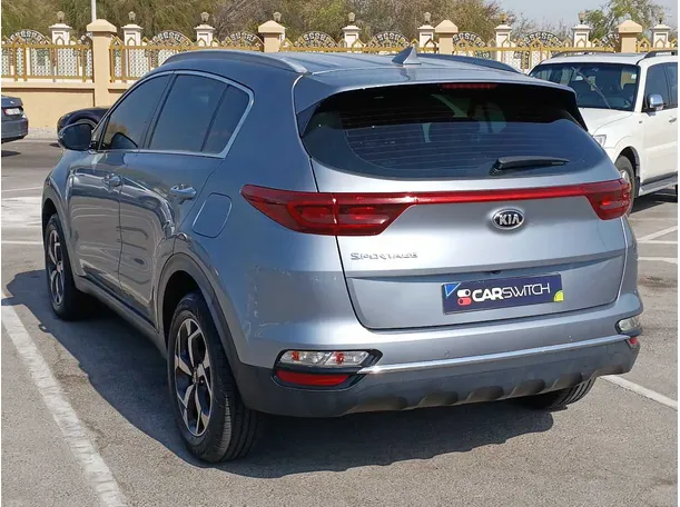 Car image 7