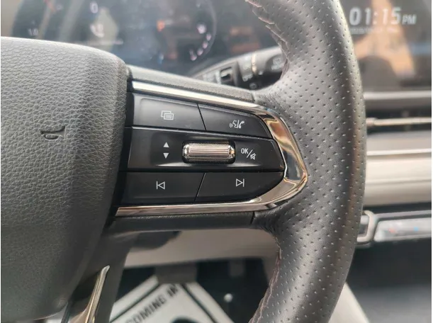 Car image 33