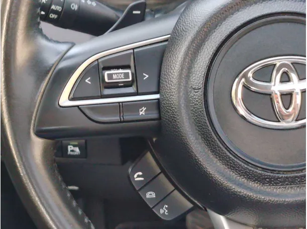 Car image 33