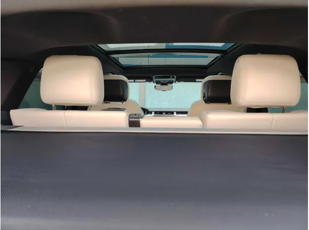 Car image 31