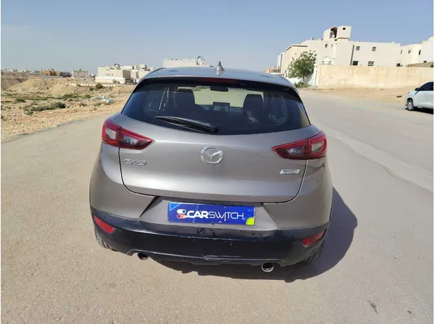 Car image 6