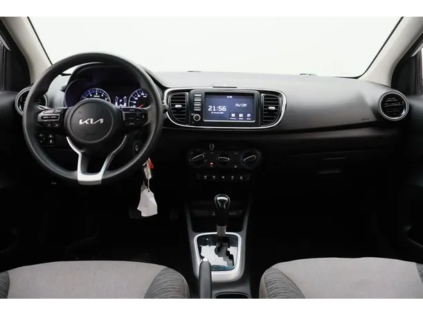 Car image 14