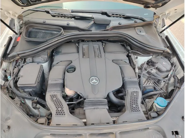 Car image 37