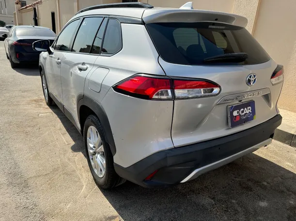 Car image 6
