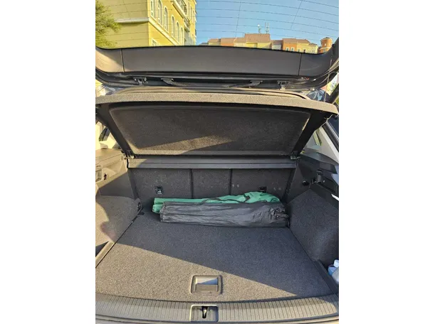 Car image 34