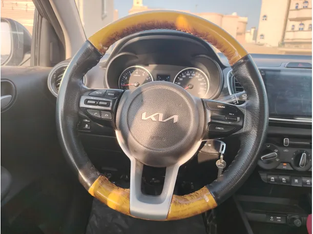 Car image 21