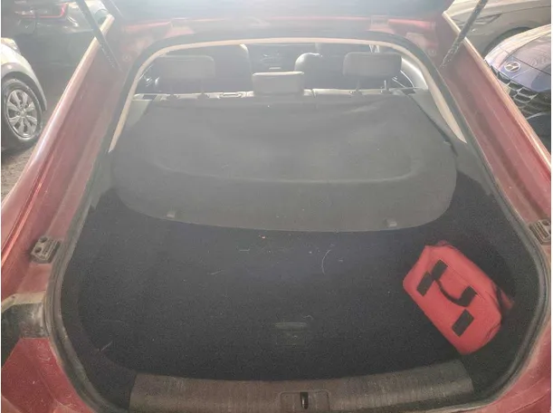 Car image 34