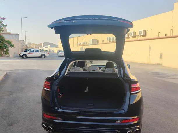 Car image 23
