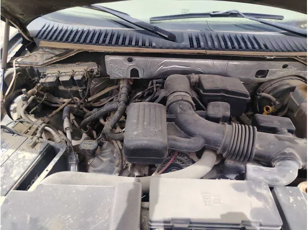 Car image 36