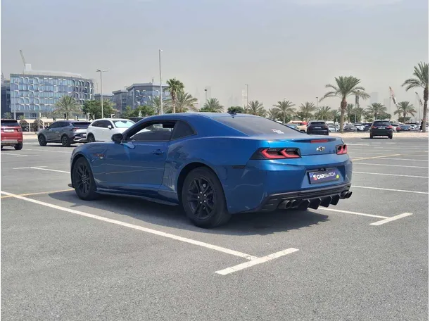 Car image 7
