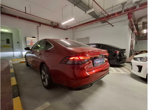 Car image 6
