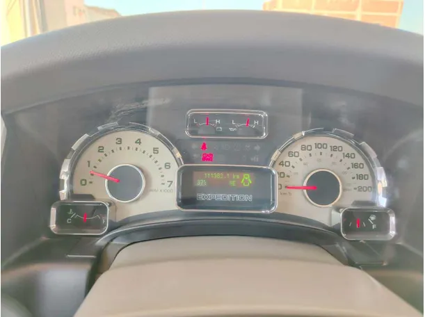 Car image 28