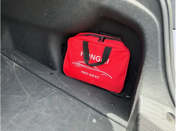 Car image 25