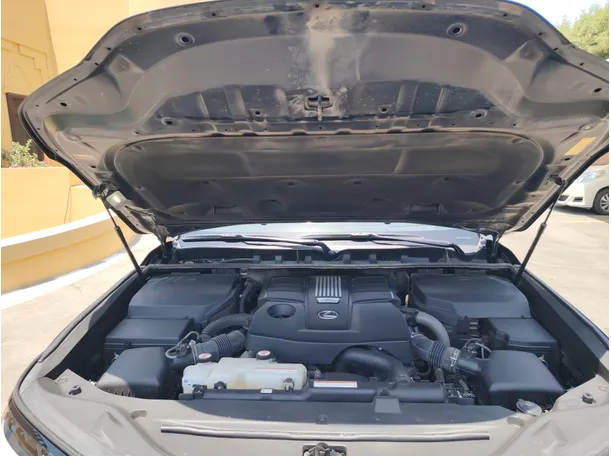 Car image 46