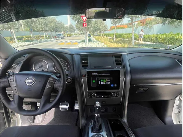 Car image 13