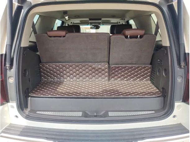 Car image 23