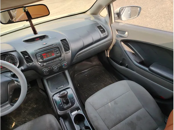 Car image 20