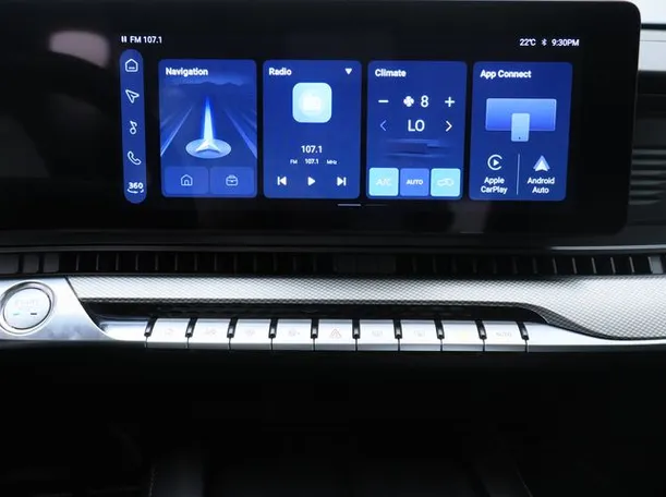 Car image 5
