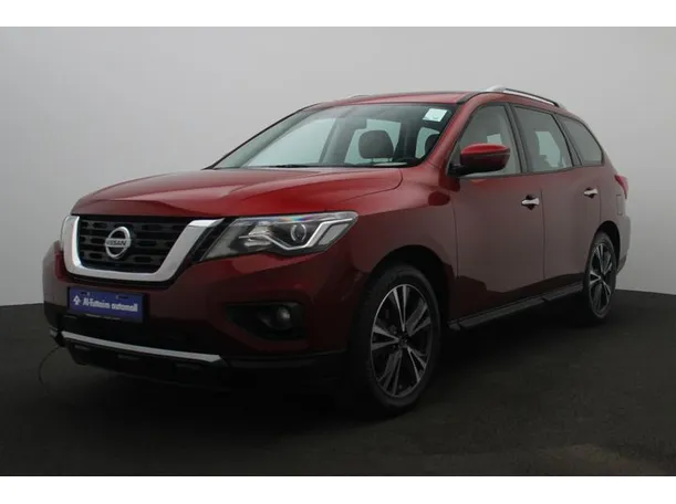 2019 نيسان باثفندر في دبي