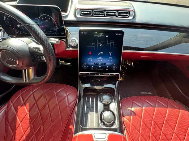 Car image 20
