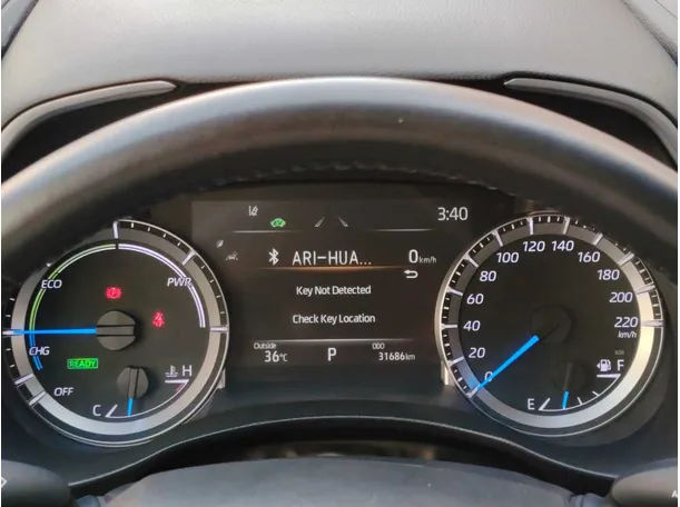 Car image 26