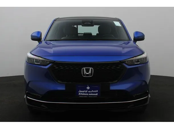 Car image 11